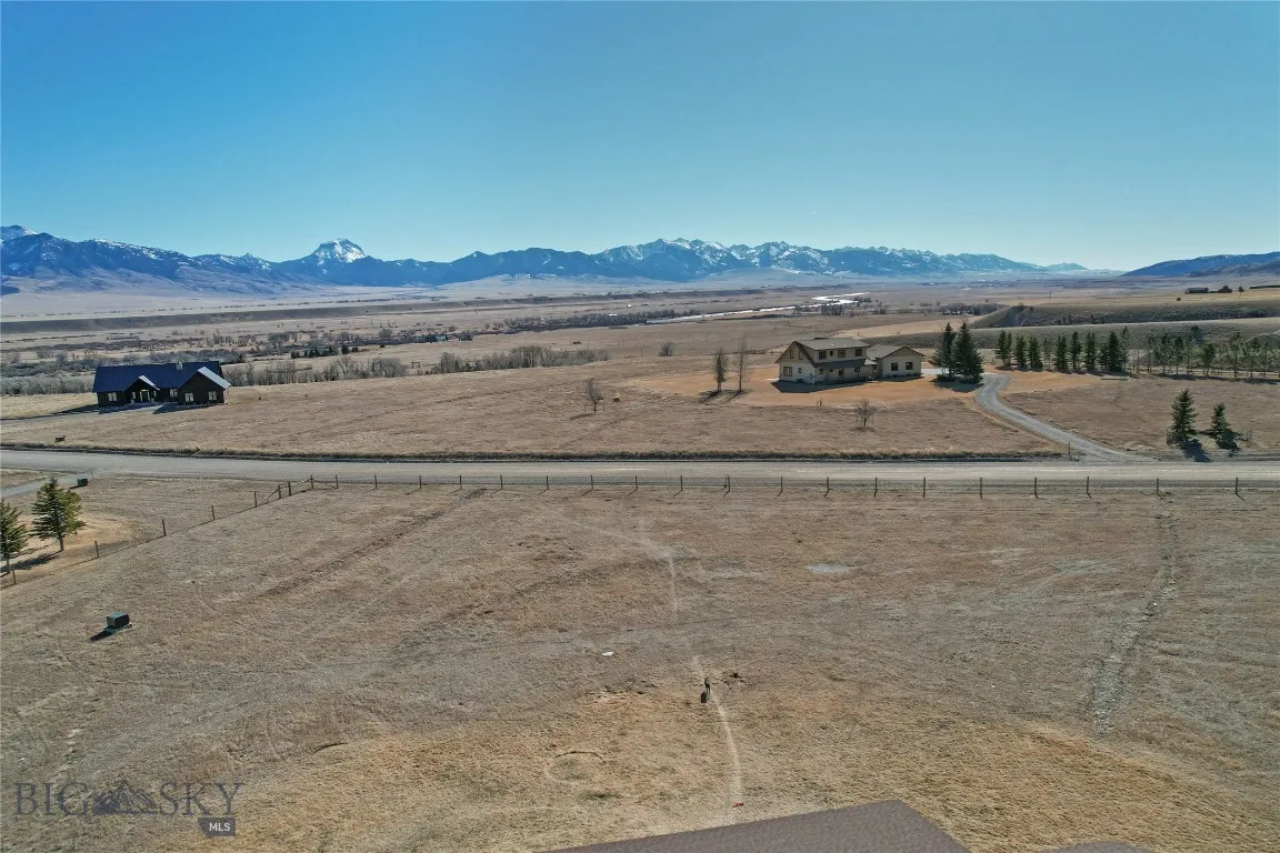 13 Diamondback Rd, Ennis, Montana 59729, Ennis, Montana 59729, 3 Bedrooms Bedrooms, ,2 BathroomsBathrooms,Residential,For Sale,13 Diamondback Rd, Ennis, Montana 59729,0,409115