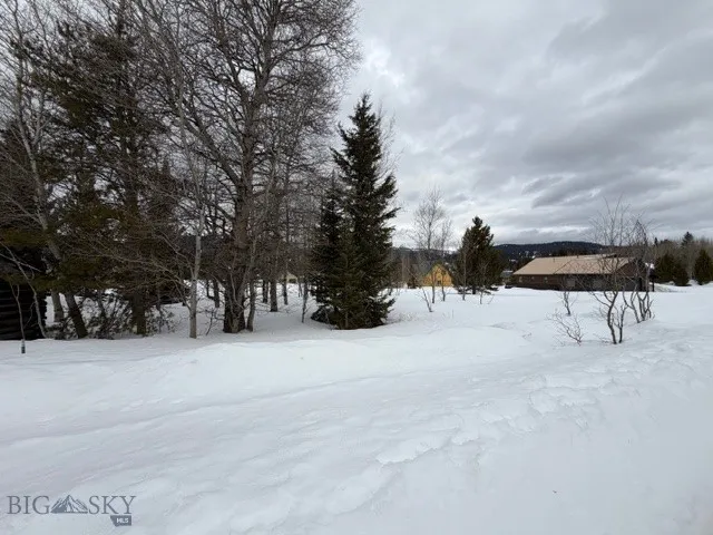 Land in West Yellowstone