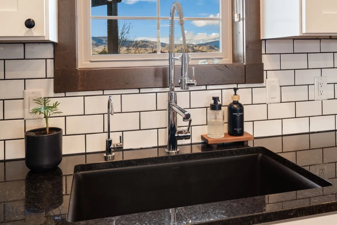 27 Obsidian Lane, Livingston, Montana 59047, Livingston, Montana 59047, 3 Bedrooms Bedrooms, ,2 BathroomsBathrooms,Residential,For Sale,27 Obsidian Lane, Livingston, Montana 59047,0,409133