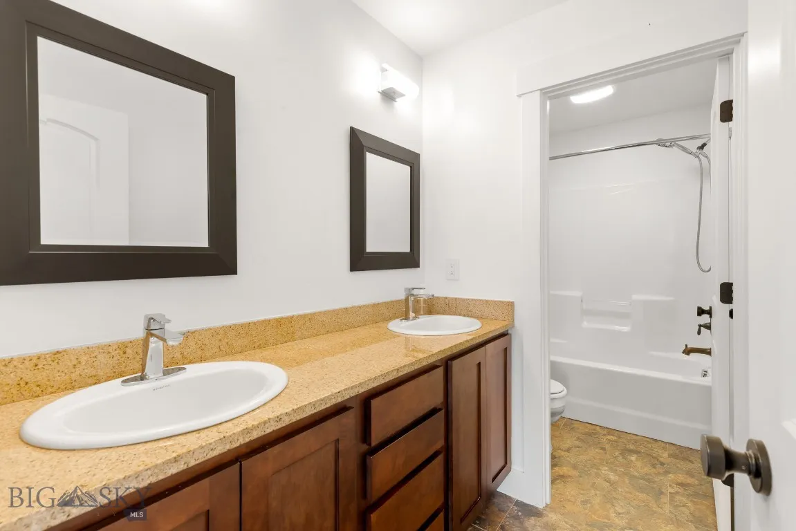 Upstairs bathroom