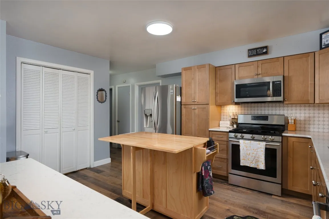 609 Broadway, Townsend, Montana 59644, Townsend, Montana 59644, 3 Bedrooms Bedrooms, ,2 BathroomsBathrooms,Residential,For Sale,609 Broadway, Townsend, Montana 59644,0,409172