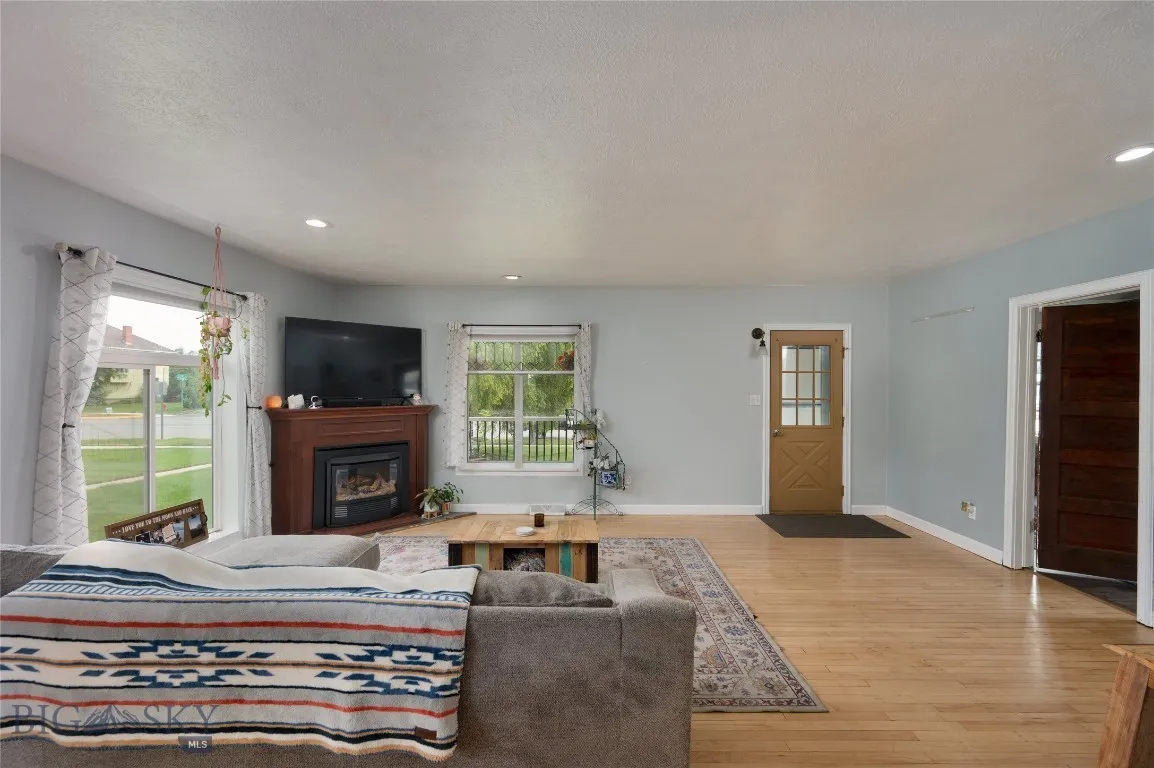 609 Broadway, Townsend, Montana 59644, Townsend, Montana 59644, 3 Bedrooms Bedrooms, ,2 BathroomsBathrooms,Residential,For Sale,609 Broadway, Townsend, Montana 59644,0,409172