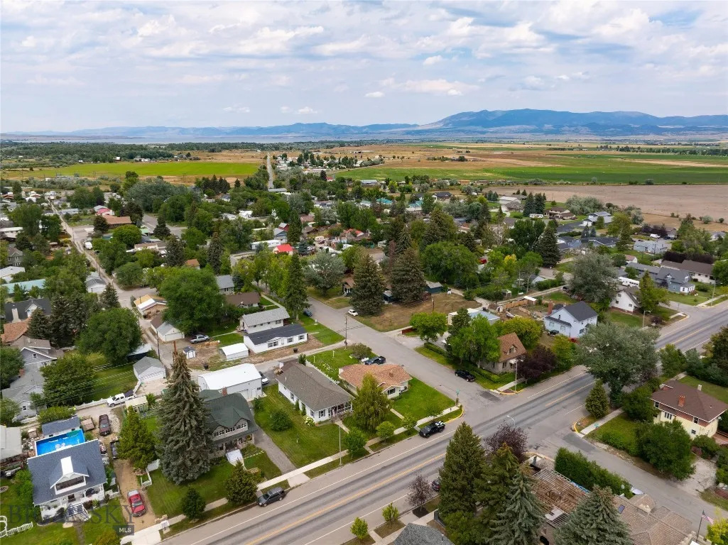 609 Broadway, Townsend, Montana 59644, Townsend, Montana 59644, 3 Bedrooms Bedrooms, ,2 BathroomsBathrooms,Residential,For Sale,609 Broadway, Townsend, Montana 59644,0,409172