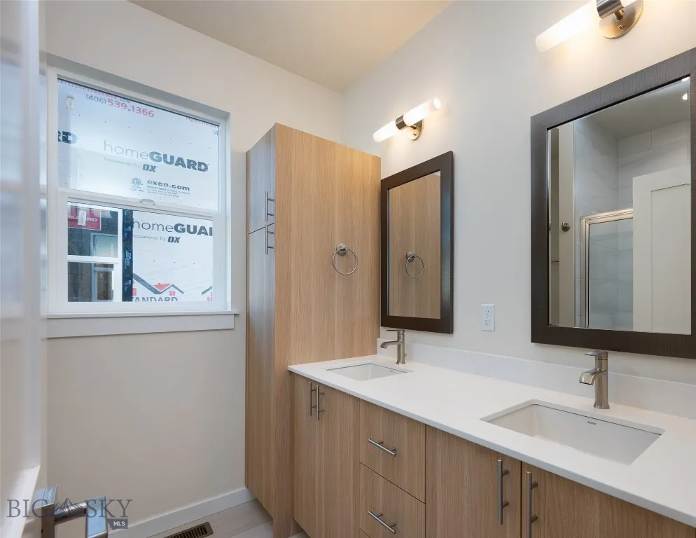 Same floor plan, different unit