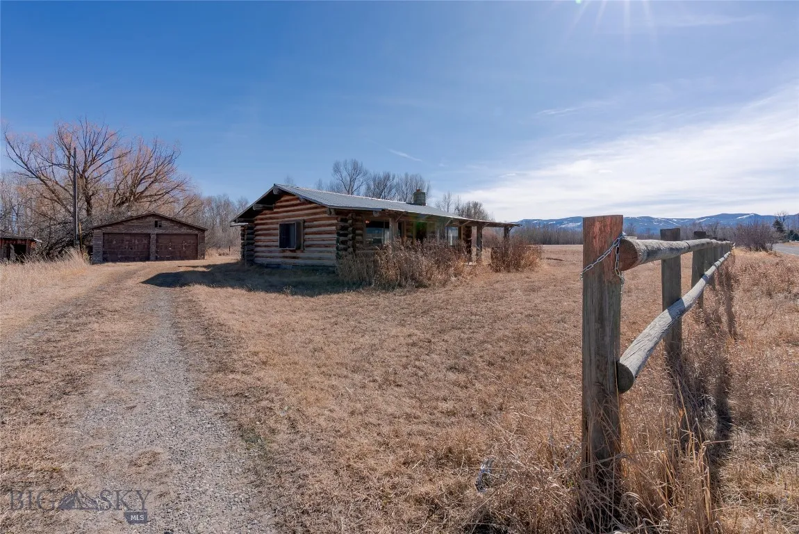 1919 Cabin