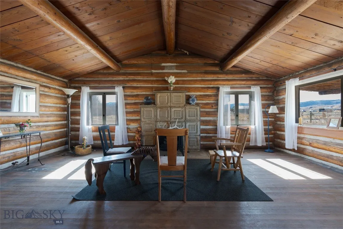 1919 Cabin