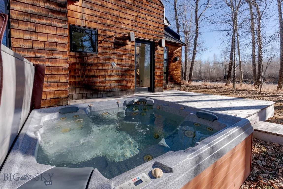 Hot Tub off Master