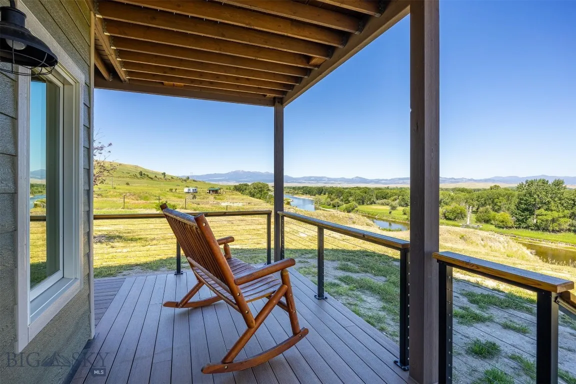 915 Point Of Rocks Road, Whitehall, Montana 59759, Whitehall, Montana 59759, 4 Bedrooms Bedrooms, ,4 BathroomsBathrooms,Residential,For Sale,915 Point Of Rocks Road, Whitehall, Montana 59759,0,409012
