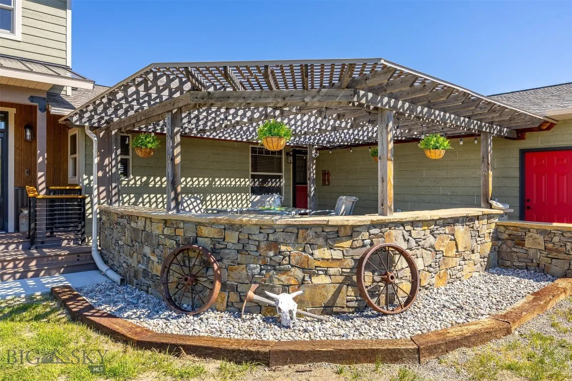 915 Point Of Rocks Road, Whitehall, Montana 59759, Whitehall, Montana 59759, 4 Bedrooms Bedrooms, ,4 BathroomsBathrooms,Residential,For Sale,915 Point Of Rocks Road, Whitehall, Montana 59759,0,409012