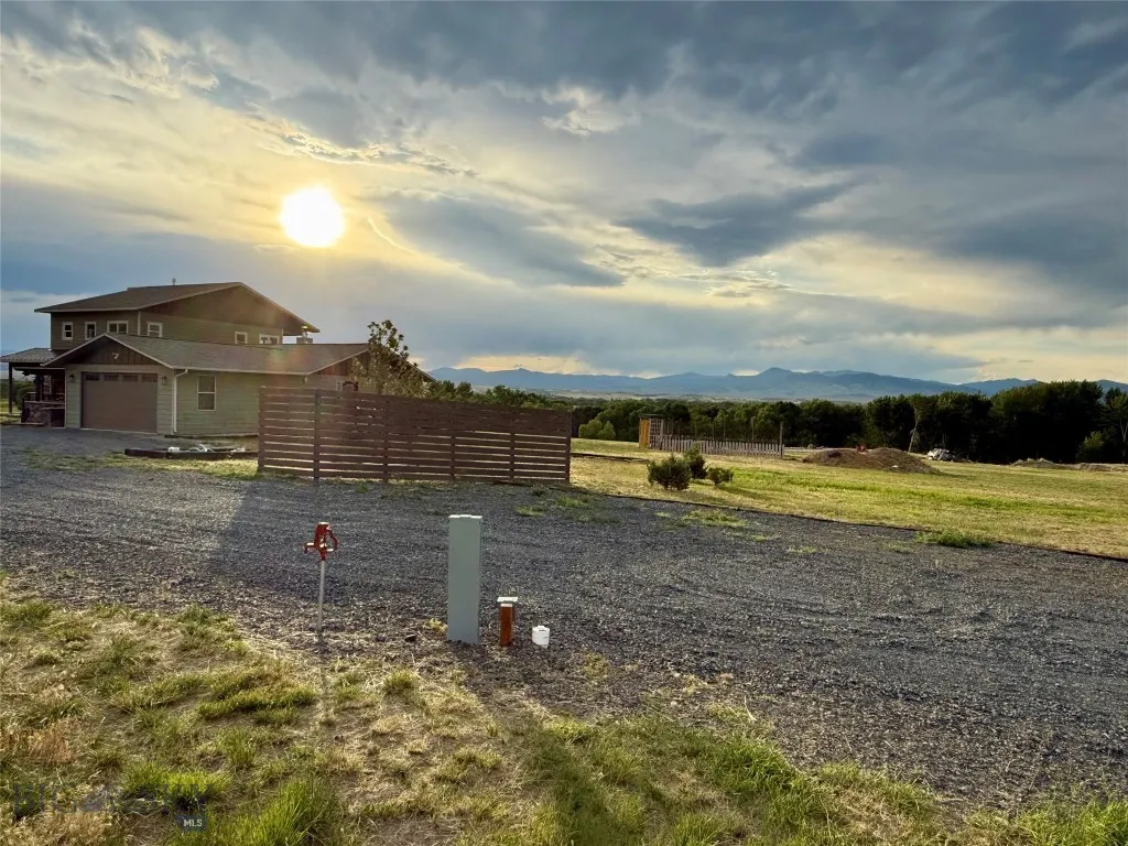 915 Point Of Rocks Road, Whitehall, Montana 59759, Whitehall, Montana 59759, 4 Bedrooms Bedrooms, ,4 BathroomsBathrooms,Residential,For Sale,915 Point Of Rocks Road, Whitehall, Montana 59759,0,409012