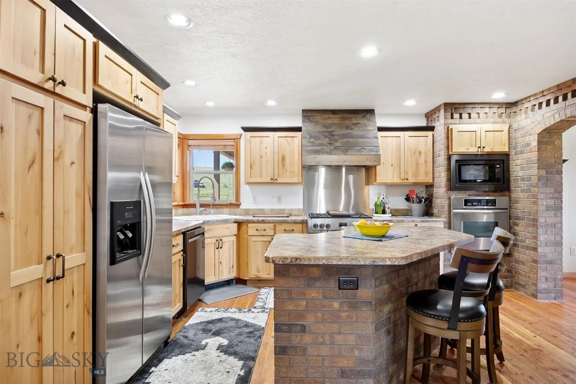 915 Point Of Rocks Road, Whitehall, Montana 59759, Whitehall, Montana 59759, 4 Bedrooms Bedrooms, ,4 BathroomsBathrooms,Residential,For Sale,915 Point Of Rocks Road, Whitehall, Montana 59759,0,409012