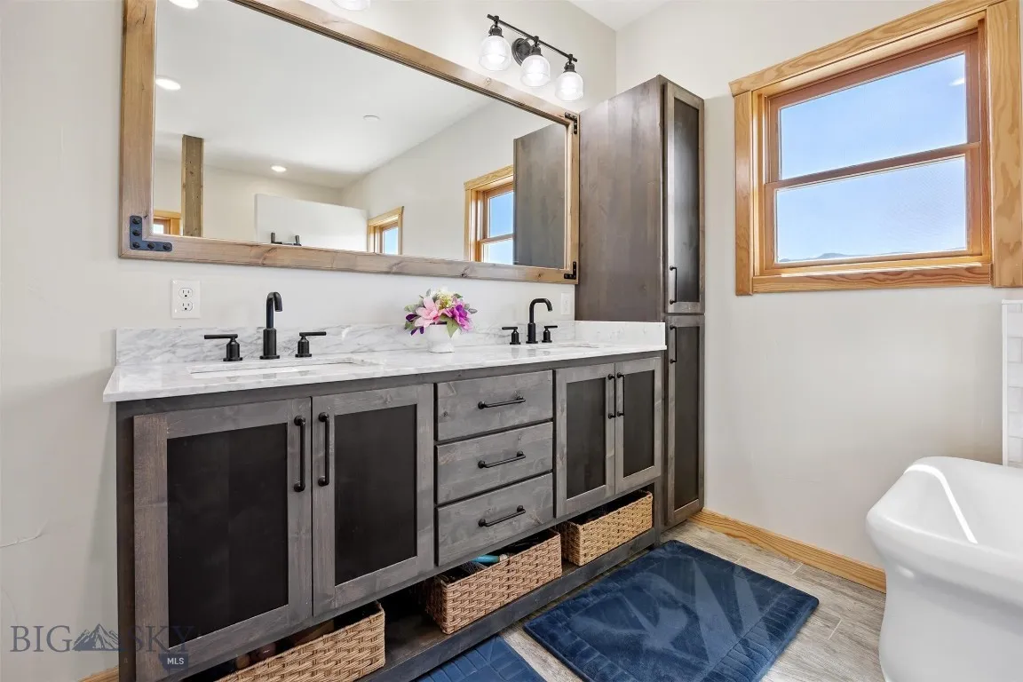 915 Point Of Rocks Road, Whitehall, Montana 59759, Whitehall, Montana 59759, 4 Bedrooms Bedrooms, ,4 BathroomsBathrooms,Residential,For Sale,915 Point Of Rocks Road, Whitehall, Montana 59759,0,409012