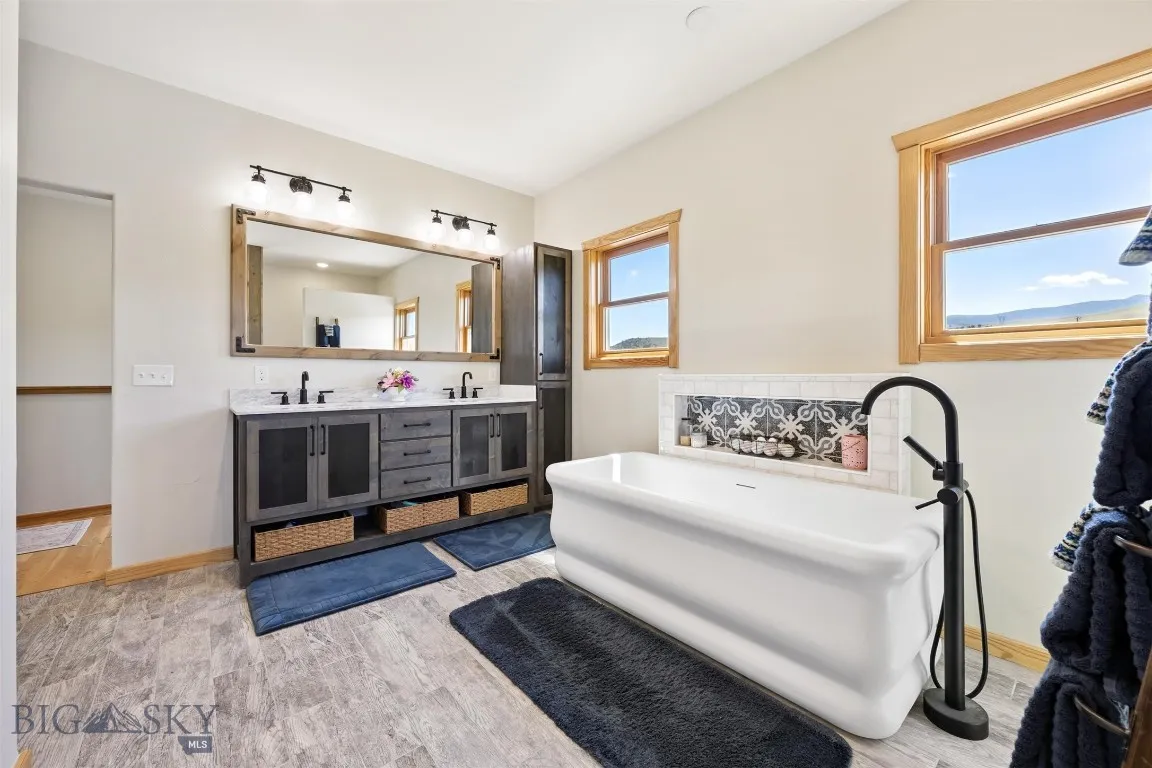 915 Point Of Rocks Road, Whitehall, Montana 59759, Whitehall, Montana 59759, 4 Bedrooms Bedrooms, ,4 BathroomsBathrooms,Residential,For Sale,915 Point Of Rocks Road, Whitehall, Montana 59759,0,409012