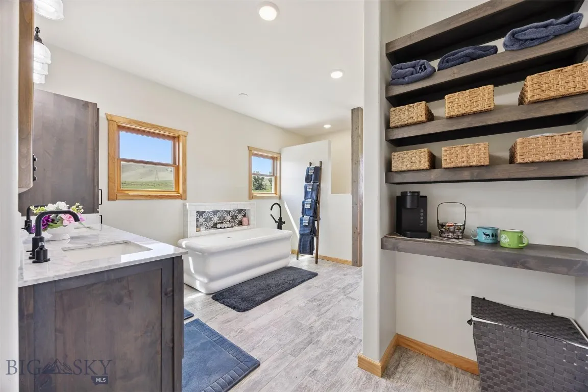 915 Point Of Rocks Road, Whitehall, Montana 59759, Whitehall, Montana 59759, 4 Bedrooms Bedrooms, ,4 BathroomsBathrooms,Residential,For Sale,915 Point Of Rocks Road, Whitehall, Montana 59759,0,409012