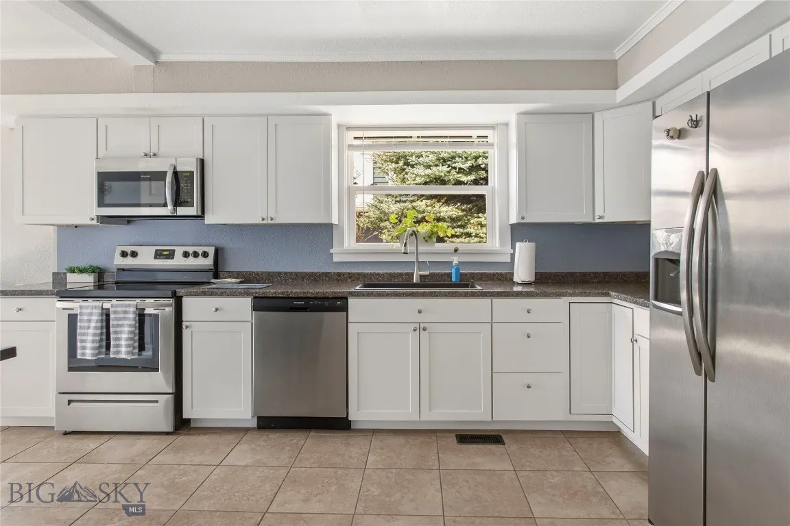 3206 Floral, Butte, Montana 59701, Butte, Montana 59701, 2 Bedrooms Bedrooms, ,1 BathroomBathrooms,Residential,For Sale,3206 Floral, Butte, Montana 59701,0,409171