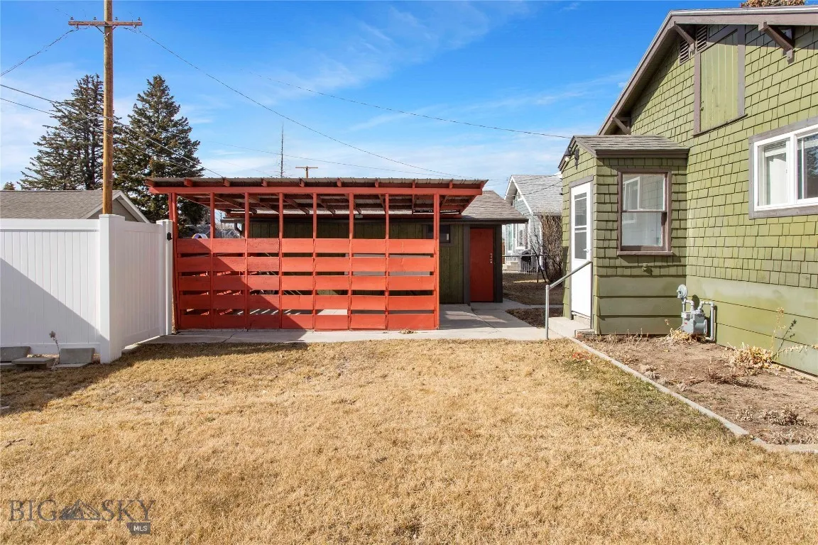 3206 Floral, Butte, Montana 59701, Butte, Montana 59701, 2 Bedrooms Bedrooms, ,1 BathroomBathrooms,Residential,For Sale,3206 Floral, Butte, Montana 59701,0,409171