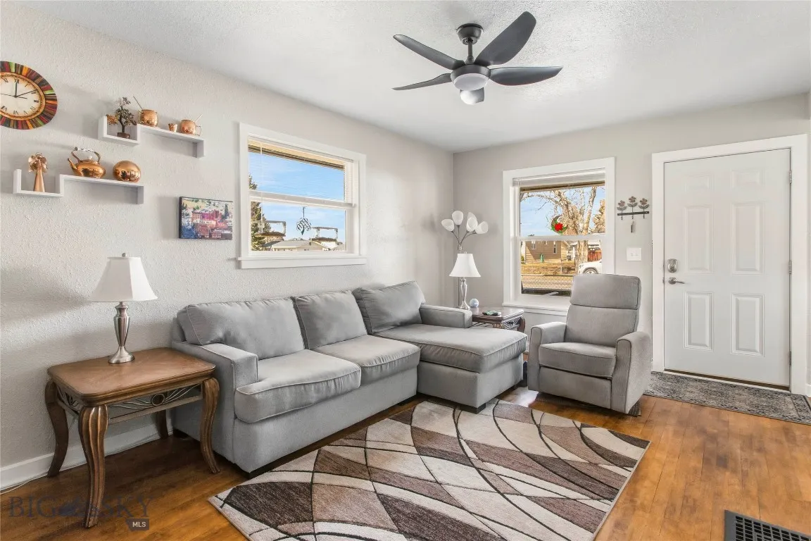 3206 Floral, Butte, Montana 59701, Butte, Montana 59701, 2 Bedrooms Bedrooms, ,1 BathroomBathrooms,Residential,For Sale,3206 Floral, Butte, Montana 59701,0,409171