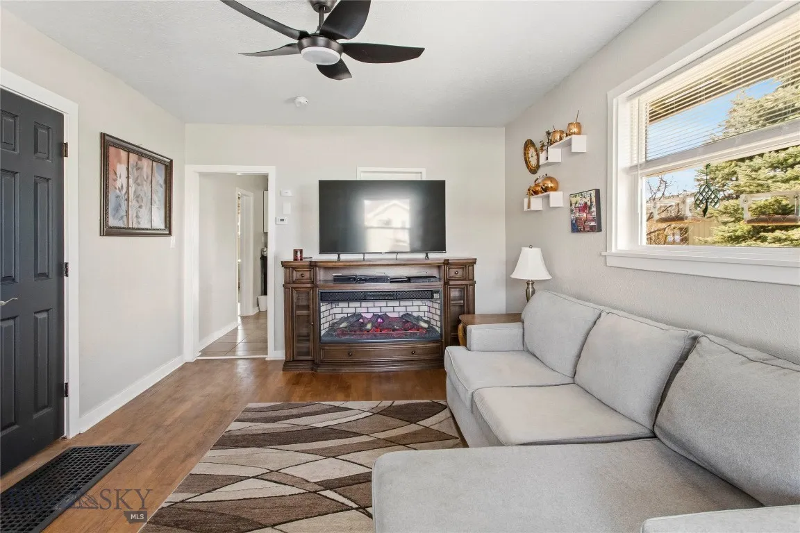 3206 Floral, Butte, Montana 59701, Butte, Montana 59701, 2 Bedrooms Bedrooms, ,1 BathroomBathrooms,Residential,For Sale,3206 Floral, Butte, Montana 59701,0,409171