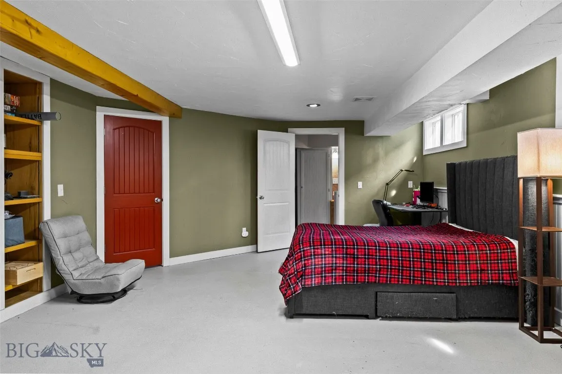 Great space for a family/game Room