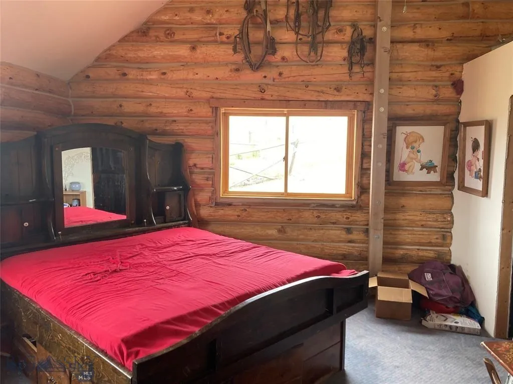 86 Pony Lane, Livingston, Montana 59047, Livingston, Montana 59047, 3 Bedrooms Bedrooms, ,2 BathroomsBathrooms,Residential,For Sale,86 Pony Lane, Livingston, Montana 59047,0,409165
