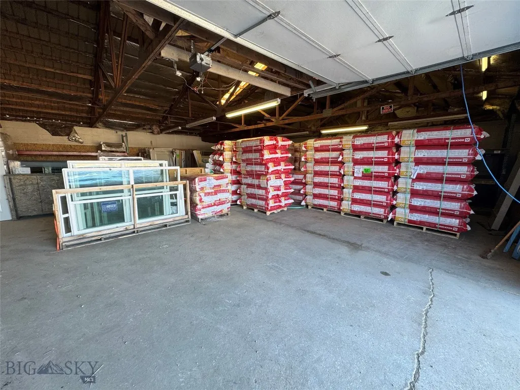 100 Milwaukee Avenue, Deer Lodge, Montana 59722, Deer Lodge, Montana 59722, ,Commercial Sale,For Sale,100 Milwaukee Avenue, Deer Lodge, Montana 59722,0,409189