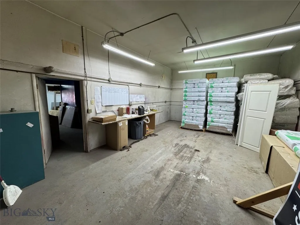 100 Milwaukee Avenue, Deer Lodge, Montana 59722, Deer Lodge, Montana 59722, ,Commercial Sale,For Sale,100 Milwaukee Avenue, Deer Lodge, Montana 59722,0,409189