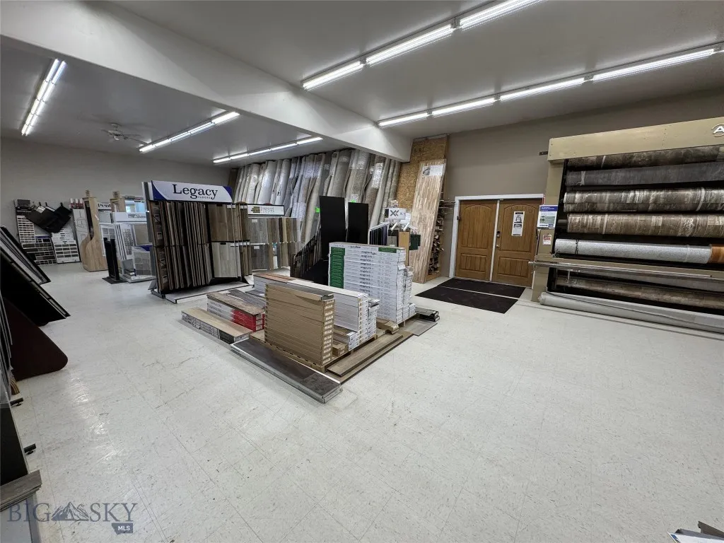 100 Milwaukee Avenue, Deer Lodge, Montana 59722, Deer Lodge, Montana 59722, ,Commercial Sale,For Sale,100 Milwaukee Avenue, Deer Lodge, Montana 59722,0,409189