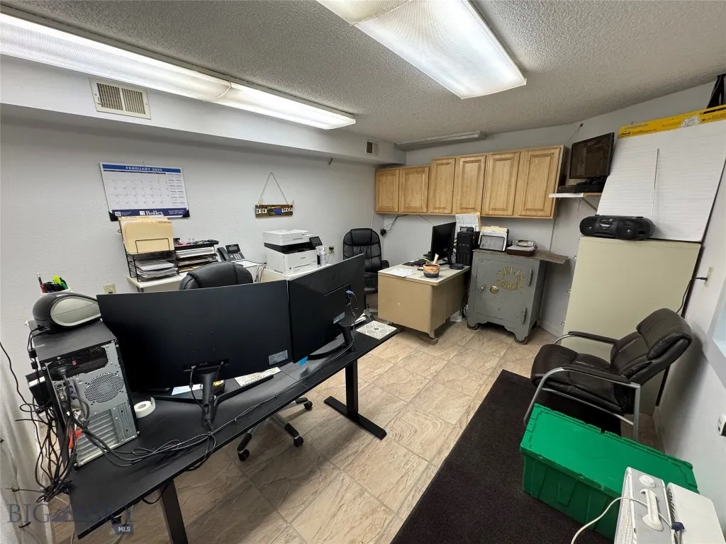 100 Milwaukee Avenue, Deer Lodge, Montana 59722, Deer Lodge, Montana 59722, ,Commercial Sale,For Sale,100 Milwaukee Avenue, Deer Lodge, Montana 59722,0,409189