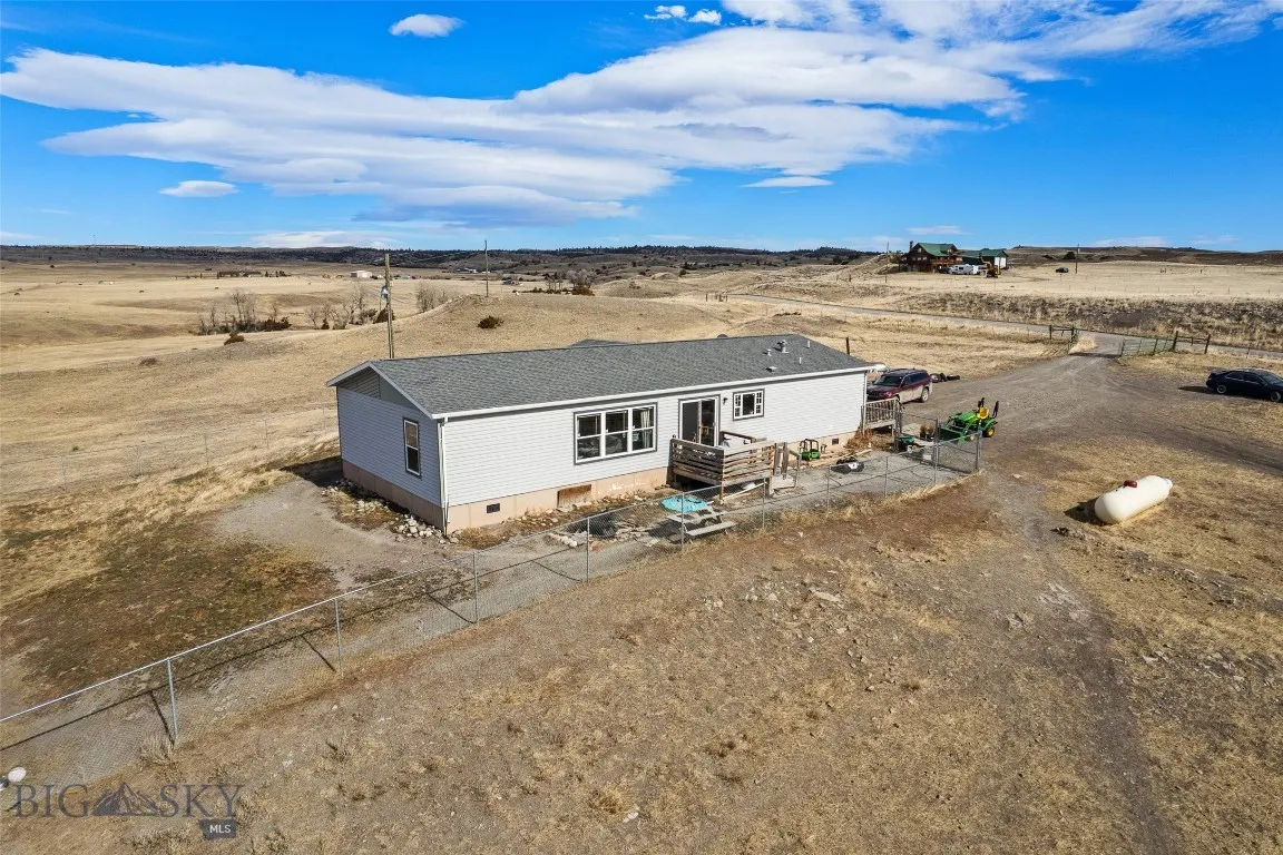 56 Spannering, Big Timber, Montana 59011, Big Timber, Montana 59011, 4 Bedrooms Bedrooms, ,2 BathroomsBathrooms,Residential,For Sale,56 Spannering, Big Timber, Montana 59011,0,409195
