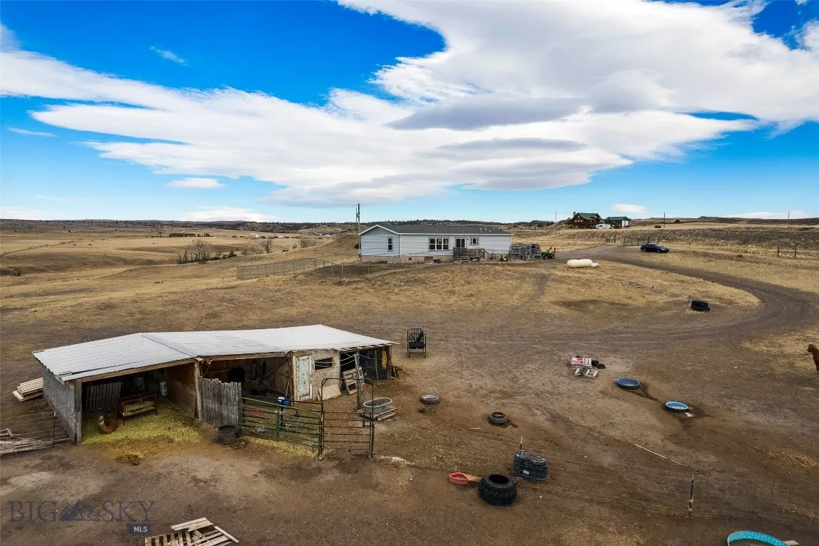 56 Spannering, Big Timber, Montana 59011, Big Timber, Montana 59011, 4 Bedrooms Bedrooms, ,2 BathroomsBathrooms,Residential,For Sale,56 Spannering, Big Timber, Montana 59011,0,409195