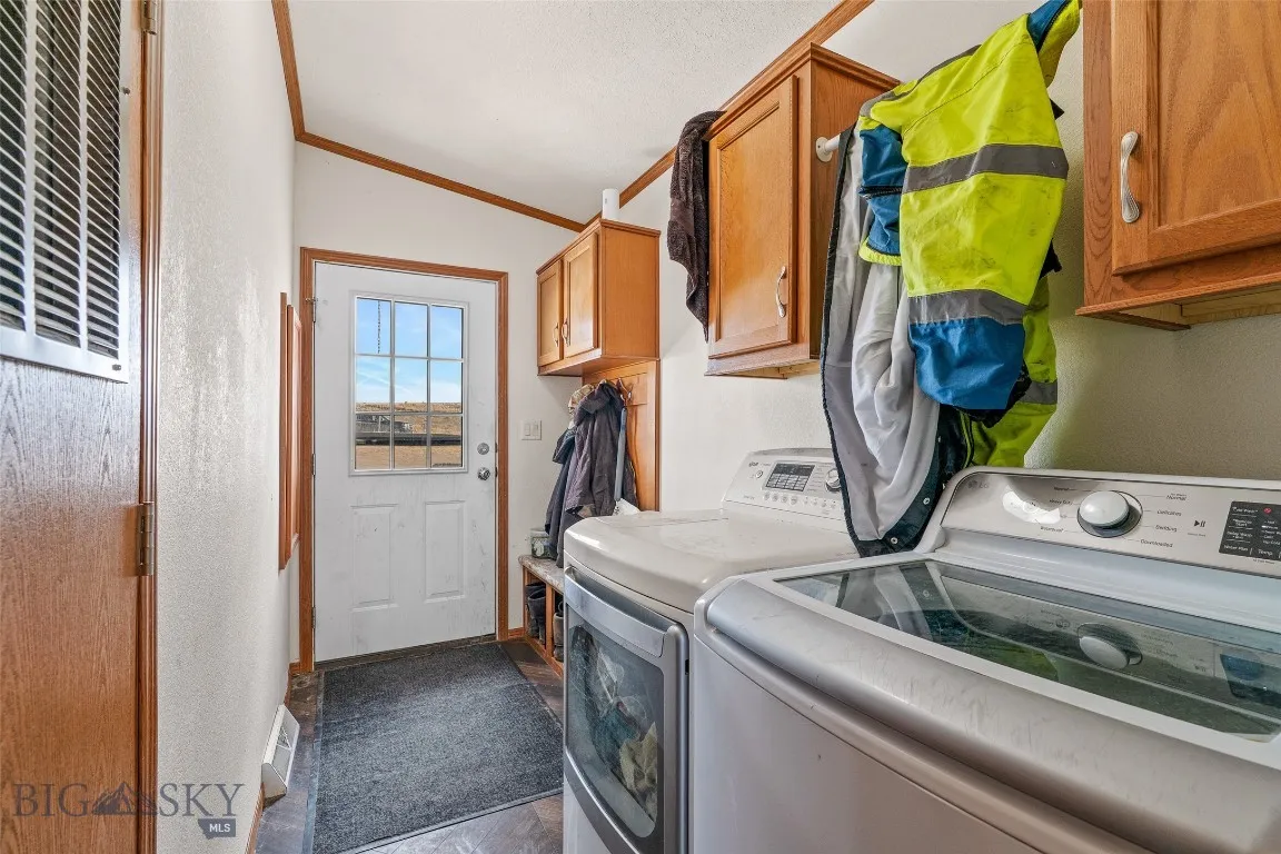 56 Spannering, Big Timber, Montana 59011, Big Timber, Montana 59011, 4 Bedrooms Bedrooms, ,2 BathroomsBathrooms,Residential,For Sale,56 Spannering, Big Timber, Montana 59011,0,409195