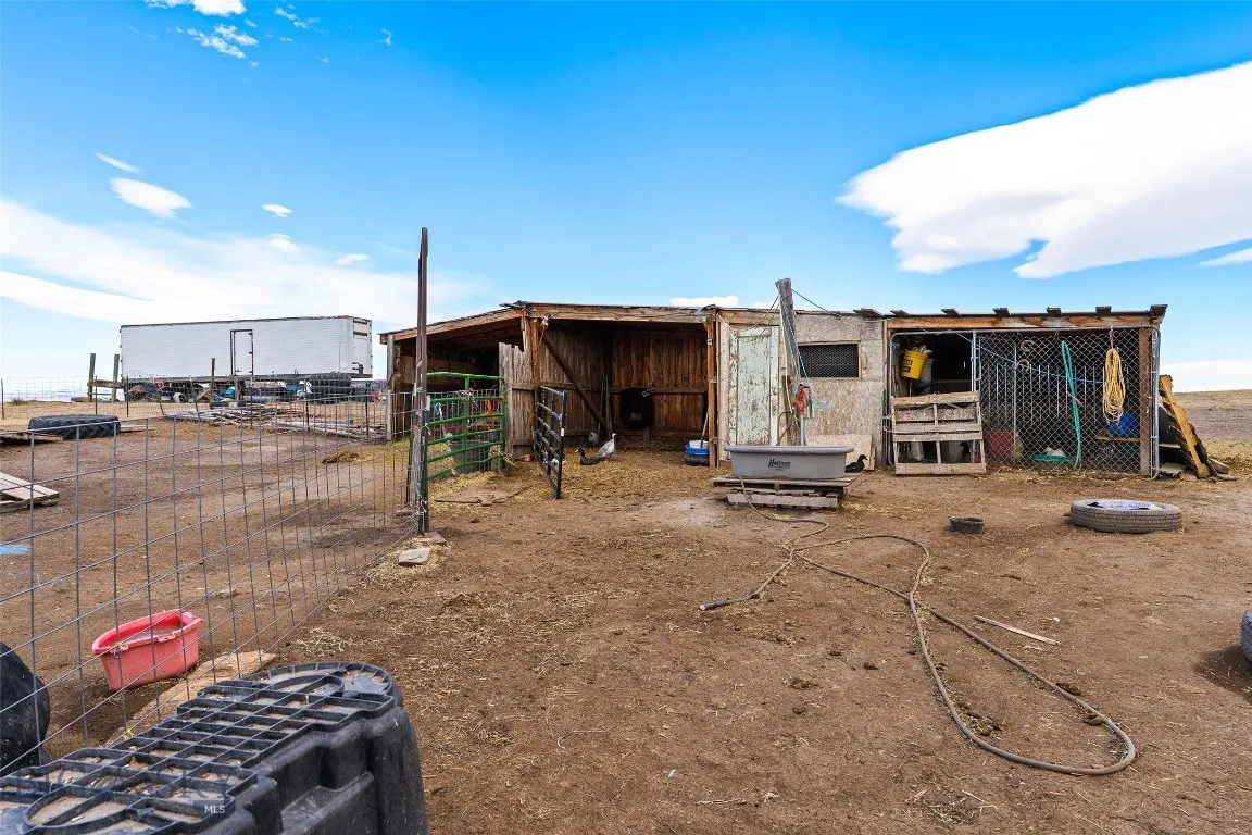 56 Spannering, Big Timber, Montana 59011, Big Timber, Montana 59011, 4 Bedrooms Bedrooms, ,2 BathroomsBathrooms,Residential,For Sale,56 Spannering, Big Timber, Montana 59011,0,409195