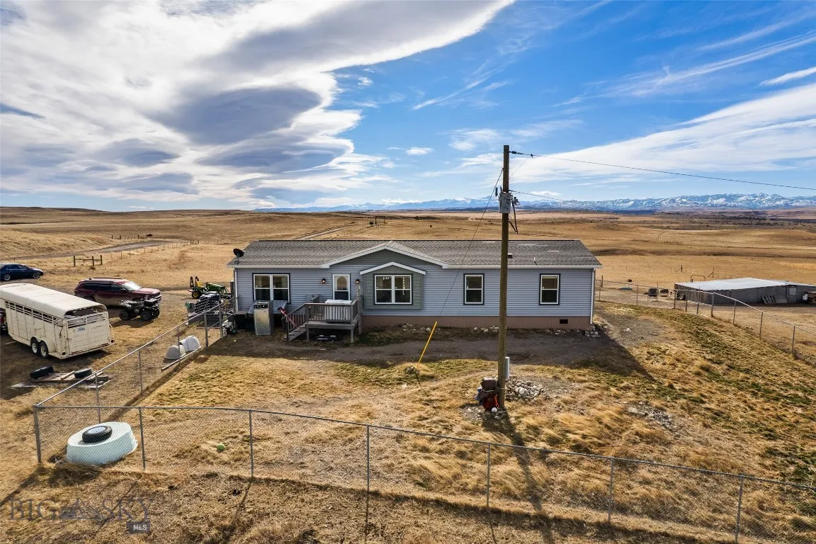 56 Spannering, Big Timber, Montana 59011, Big Timber, Montana 59011, 4 Bedrooms Bedrooms, ,2 BathroomsBathrooms,Residential,For Sale,56 Spannering, Big Timber, Montana 59011,0,409195