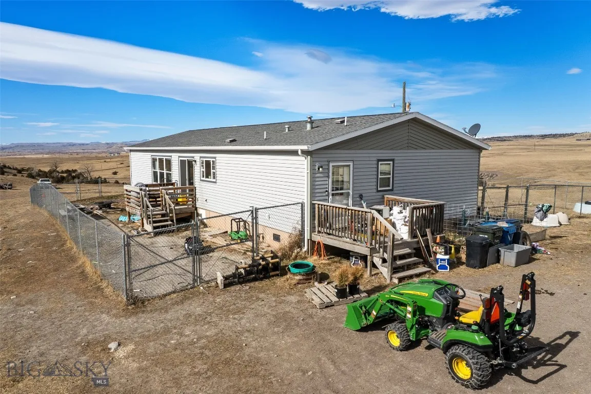 56 Spannering, Big Timber, Montana 59011, Big Timber, Montana 59011, 4 Bedrooms Bedrooms, ,2 BathroomsBathrooms,Residential,For Sale,56 Spannering, Big Timber, Montana 59011,0,409195