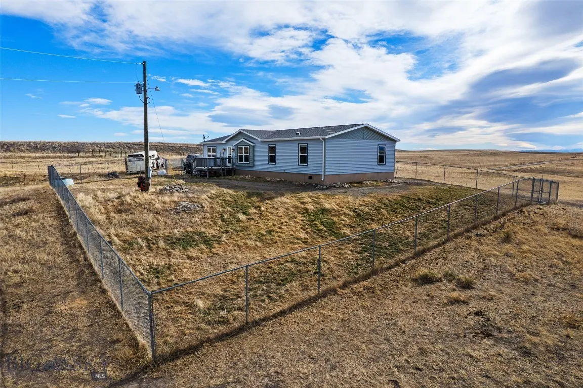 56 Spannering, Big Timber, Montana 59011, Big Timber, Montana 59011, 4 Bedrooms Bedrooms, ,2 BathroomsBathrooms,Residential,For Sale,56 Spannering, Big Timber, Montana 59011,0,409195