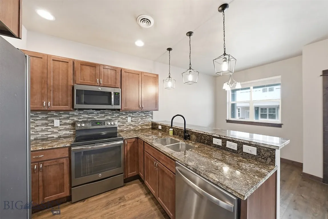 4348 Glenwood Drive C, Bozeman, Montana 59718, Bozeman, Montana 59718, 3 Bedrooms Bedrooms, ,2 BathroomsBathrooms,Residential,For Sale,4348 Glenwood Drive C, Bozeman, Montana 59718,0,409025