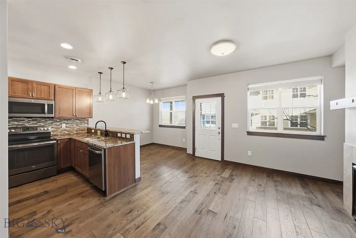 4348 Glenwood Drive C, Bozeman, Montana 59718, Bozeman, Montana 59718, 3 Bedrooms Bedrooms, ,2 BathroomsBathrooms,Residential,For Sale,4348 Glenwood Drive C, Bozeman, Montana 59718,0,409025