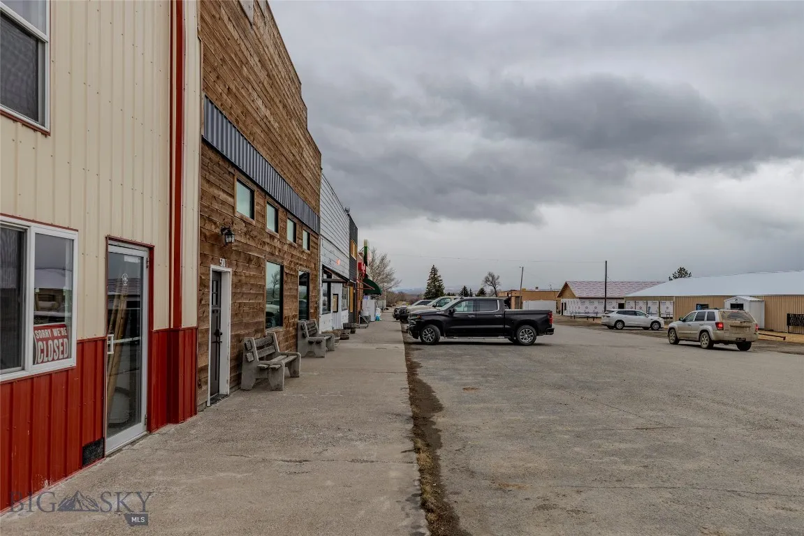 510 Miles Avenue, Clyde Park, Montana 59018, Clyde Park, Montana 59018, ,Commercial Sale,For Sale,510 Miles Avenue, Clyde Park, Montana 59018,0,409023