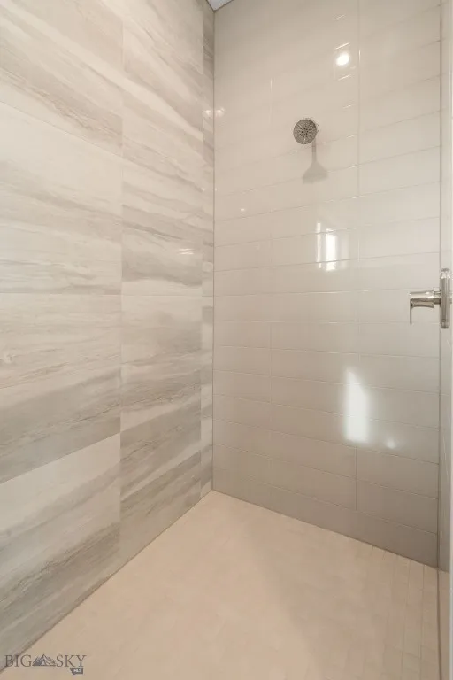 123 Creekbank Loop, Bozeman, Montana 59718, Bozeman, Montana 59718, 5 Bedrooms Bedrooms, ,2 BathroomsBathrooms,Residential,For Sale,123 Creekbank Loop, Bozeman, Montana 59718,0,409185