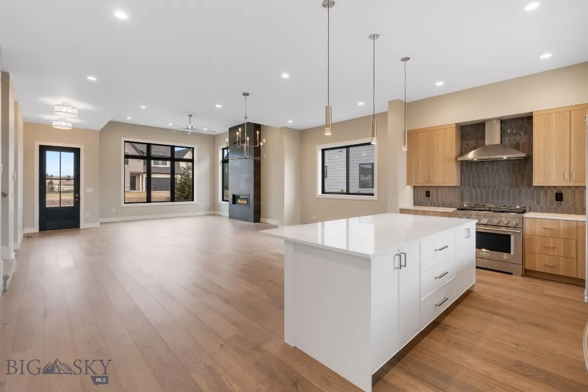 123 Creekbank Loop, Bozeman, Montana 59718, Bozeman, Montana 59718, 5 Bedrooms Bedrooms, ,2 BathroomsBathrooms,Residential,For Sale,123 Creekbank Loop, Bozeman, Montana 59718,0,409185