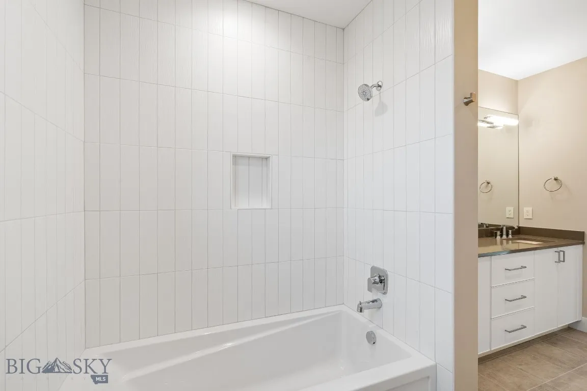 123 Creekbank Loop, Bozeman, Montana 59718, Bozeman, Montana 59718, 5 Bedrooms Bedrooms, ,2 BathroomsBathrooms,Residential,For Sale,123 Creekbank Loop, Bozeman, Montana 59718,0,409185