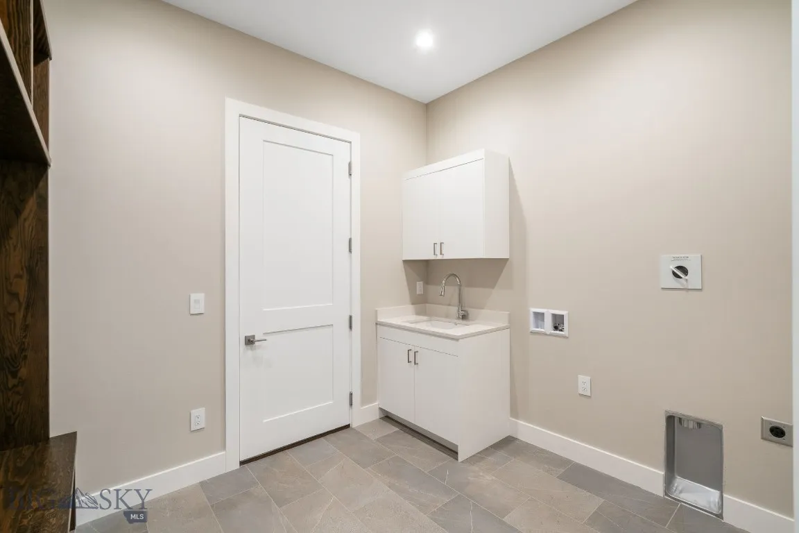 123 Creekbank Loop, Bozeman, Montana 59718, Bozeman, Montana 59718, 5 Bedrooms Bedrooms, ,2 BathroomsBathrooms,Residential,For Sale,123 Creekbank Loop, Bozeman, Montana 59718,0,409185