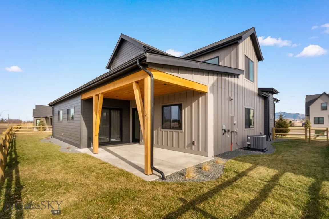 123 Creekbank Loop, Bozeman, Montana 59718, Bozeman, Montana 59718, 5 Bedrooms Bedrooms, ,2 BathroomsBathrooms,Residential,For Sale,123 Creekbank Loop, Bozeman, Montana 59718,0,409185