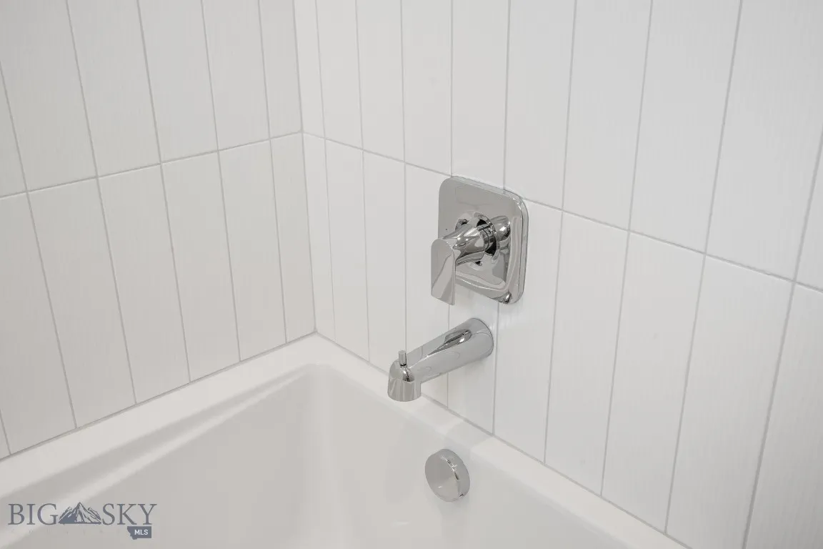 123 Creekbank Loop, Bozeman, Montana 59718, Bozeman, Montana 59718, 5 Bedrooms Bedrooms, ,2 BathroomsBathrooms,Residential,For Sale,123 Creekbank Loop, Bozeman, Montana 59718,0,409185