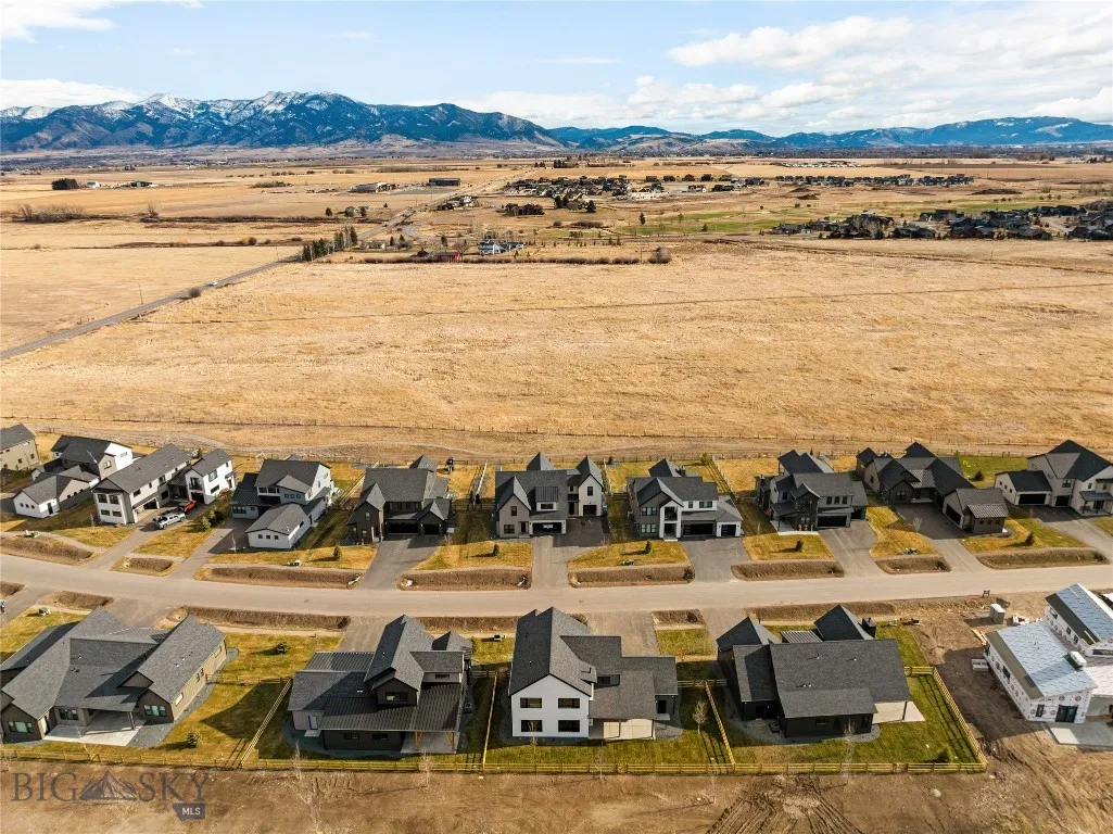 141 Creekbank Loop, Bozeman, Montana 59718, Bozeman, Montana 59718, 4 Bedrooms Bedrooms, ,3 BathroomsBathrooms,Residential,For Sale,141 Creekbank Loop, Bozeman, Montana 59718,0,409186
