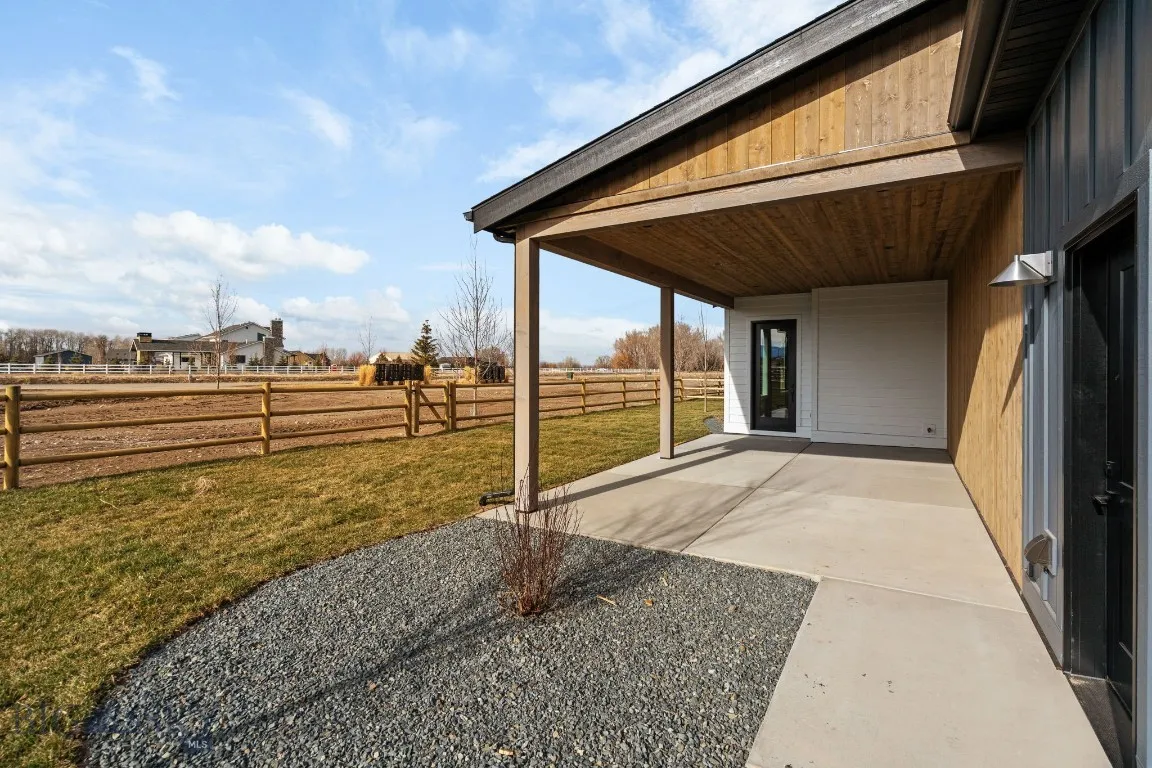 141 Creekbank Loop, Bozeman, Montana 59718, Bozeman, Montana 59718, 4 Bedrooms Bedrooms, ,3 BathroomsBathrooms,Residential,For Sale,141 Creekbank Loop, Bozeman, Montana 59718,0,409186