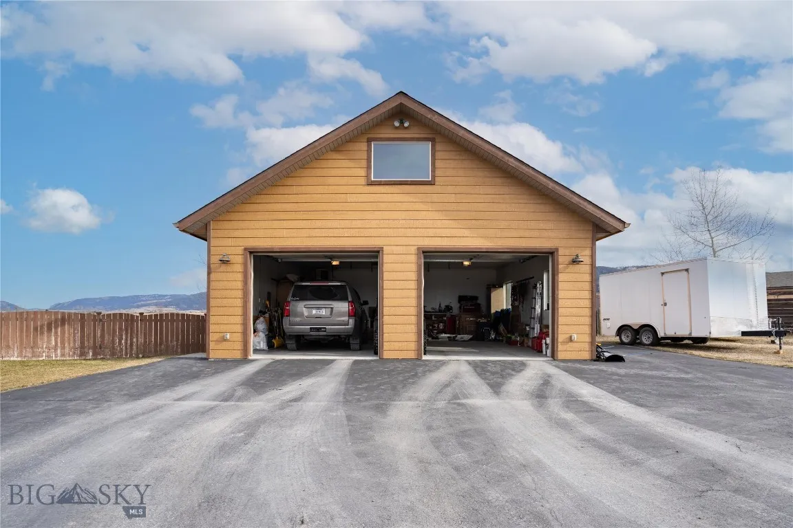 220 Cayuse Trail, Bozeman, Montana 59718, Bozeman, Montana 59718, 4 Bedrooms Bedrooms, ,3 BathroomsBathrooms,Residential,For Sale,220 Cayuse Trail, Bozeman, Montana 59718,0,409131