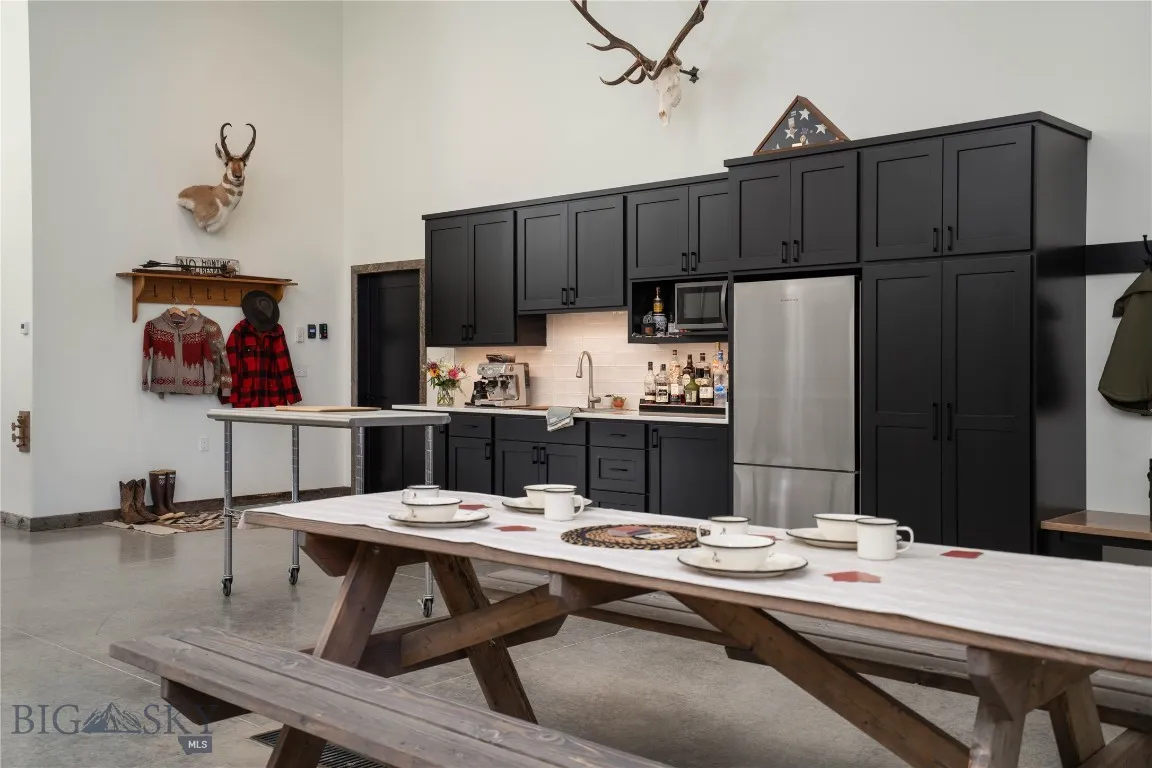 182 Elk Ridge Road, Livingston, Montana 59047, Livingston, Montana 59047, 2 Bedrooms Bedrooms, ,1 BathroomBathrooms,Residential,For Sale,182 Elk Ridge Road, Livingston, Montana 59047,0,408873