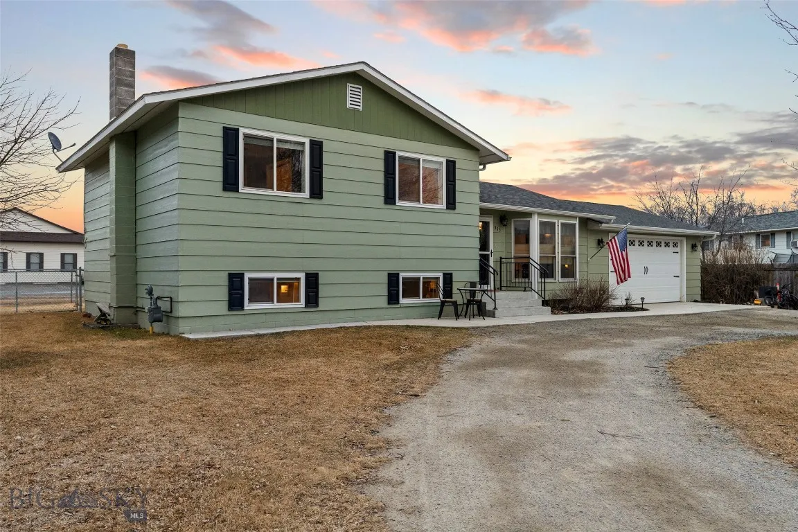 313 S Harrison Avenue, Townsend, Montana 59644, Townsend, Montana 59644, 4 Bedrooms Bedrooms, ,2 BathroomsBathrooms,Residential,For Sale,313 S Harrison Avenue, Townsend, Montana 59644,0,409174
