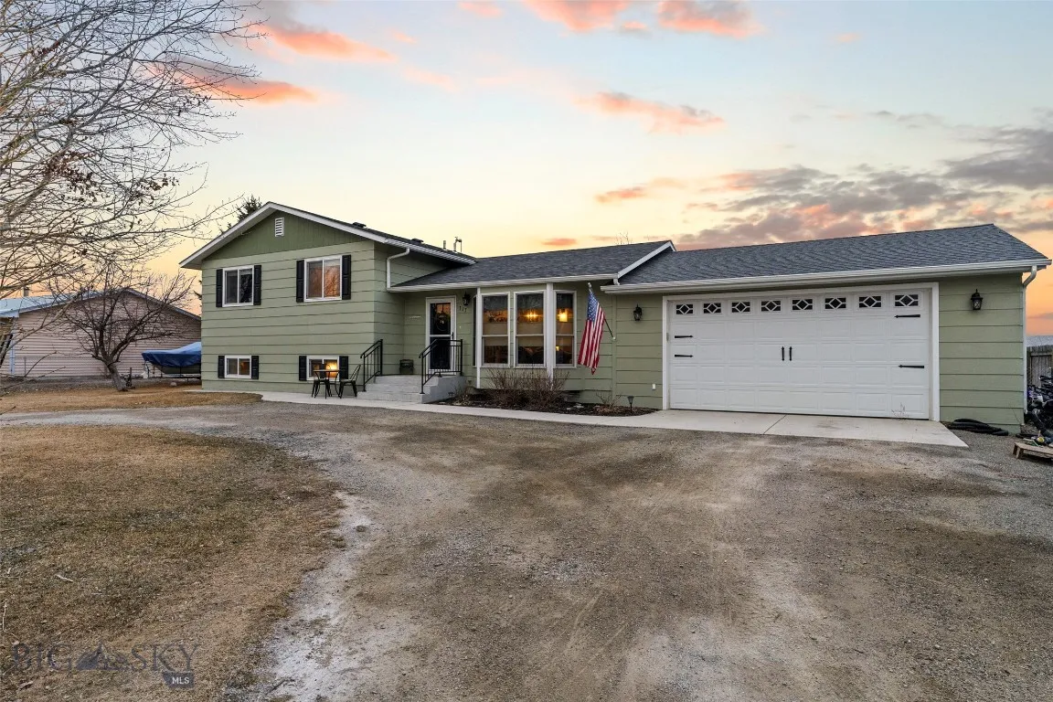 313 S Harrison Avenue, Townsend, Montana 59644, Townsend, Montana 59644, 4 Bedrooms Bedrooms, ,2 BathroomsBathrooms,Residential,For Sale,313 S Harrison Avenue, Townsend, Montana 59644,0,409174